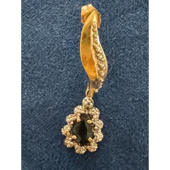 10K yellow gold tear drop blue sapphire and diamonds earrings. - Picture 4 of 7